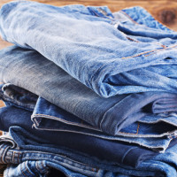 Flared Jeans stylen: So könnt ihr ausgestellte Hosen kombinieren | Style my Fashion
