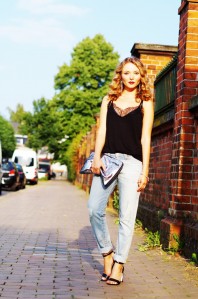 Hellblaue Loose-Jeans kombinieren: 'boyfriend jeans' (Damen, Jeans, blau, Bilder) | Style my Fashion