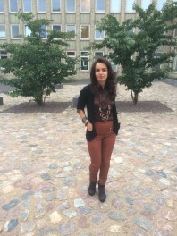 Braune Slimfit-Jeans kombinieren: 'Rostfarbene treggings' (Damen, Jeans, braun, Bilder) | Style my Fashion