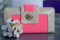 pink clutch