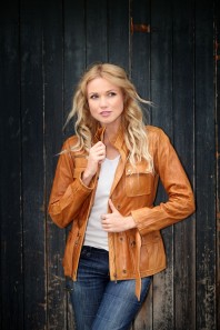 Foto: Micha Mustergraf Eleganz in Beige | Traumhafter Fre... | Style my Fashion