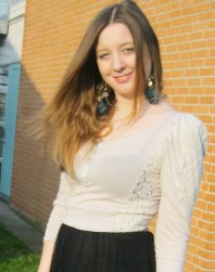 Beiges Sweatshirt kombinieren: 'leichtes Shirt' (Damen, Pullover / Sweater, braun, gelb, Bilder) | Style my Fashion