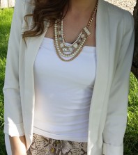 Gold/weiße Kette kombinieren: 'mehrreihige Kette in Gold mit Perlen ' (Damen, Schmuck, braun, gelb, weiß, Bilder) | Style my Fashion