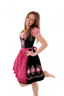 Moderne Dirndl Styles für die Wiesn | Style my Fashion